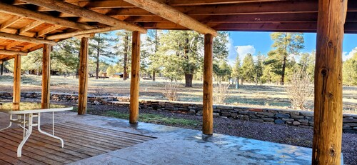Comfortable ranch style cabin with prime location to both Arizona and New Mexico