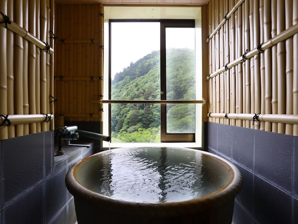 [Take] Japanese style room 7 tatami with semi-open-air hot spring bath Non smoking | Bathroom
