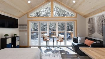 2 Schlafzimmer, Schreibtisch, Bügeleisen/Bügelbrett, kostenloses WLAN