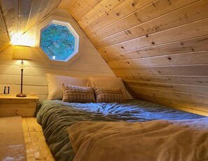 2 Schlafzimmer, Schreibtisch, BĂŒgeleisen/BĂŒgelbrett, kostenloses WLAN