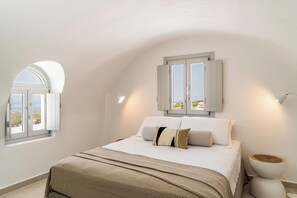 Room - Arotron Santorini (Santorini)