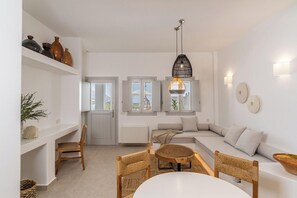 Room - Arotron Santorini (Santorini)
