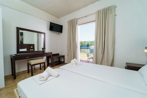 Room - Mayo Rooms (Zakynthos)