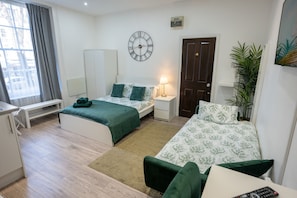 1 bedroom, iron/ironing board, free WiFi, bed sheets