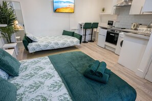 1 bedroom, iron/ironing board, WiFi, bed sheets