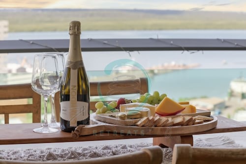 Coastal Oasis Panoramic Ocean View - Pool - BBQ