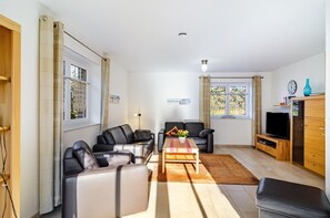 TV, DVD player, stereo