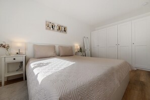 2 habitaciones, tabla de planchar con plancha y wifi gratis 