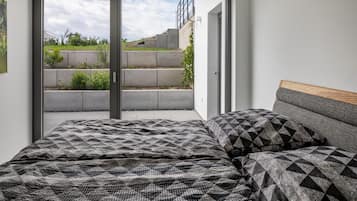 1 多间卧室、免费 WiFi、床单