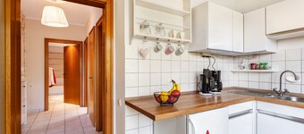 Apartment 'Sauerlandblick' with Mountain View, Private Terrace and Wi-Fi