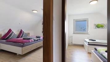 2 bedrooms, free WiFi, bed sheets