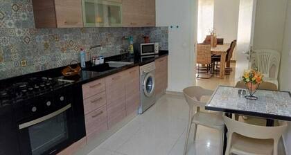 Apartamento en una nueva urbanización en Tilal Fanar