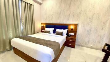 Minibar, desk, laptop workspace, soundproofing