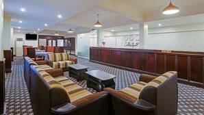 Reception - Collection O Narendra Regency (Punalur)