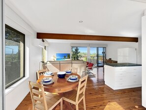 Interior - Fab 3-Bed Stay with Great Outdoors & Water Views (Surf Beach)