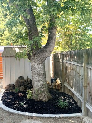 Property grounds - #StayInMyDistrict Historic Charm (Twin Falls)