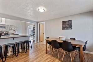 Dining - #StayInMyDistrict Historic Charm (Twin Falls)