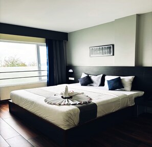 Sábanas de algodón egipcio, ropa de cama de alta calidad y escritorio