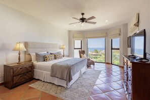 2 slaapkamers, een strijkplank/strijkijzer, wifi, beddengoed