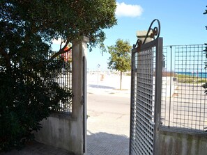 Hus, 2 soverom, røyk, balkong | Overnattingsstedets uteområder