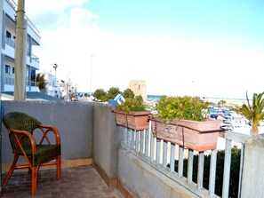 House, 2 Bedrooms, Smoking, Balcony | Property grounds - Villetta Carlotta Air-conditioned House on two Levels in San Foca (Melendugno)