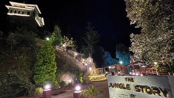 Signature Tree House | Resort view