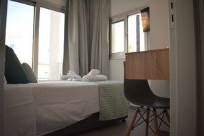 Apartamento Deluxe, 2 camas dobles, no fumadores, cocina | 1 dormitorio, decoración individual, mobiliario individual