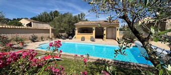 Maison de Campagne- mas Célestin Avec Piscine 6 Personnes - 3 Chambres