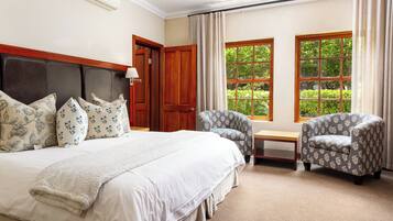 Standard Room, Non Smoking | 1 bedroom, blackout drapes, iron/ironing board, free WiFi