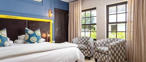 Standard Room, Non Smoking | 1 bedroom, blackout drapes, iron/ironing board, free WiFi