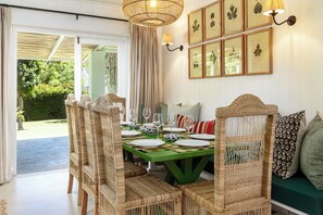 家庭獨棟房屋, 4 間臥室, 花園景觀 | 餐廳