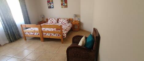 3 habitaciones, wifi gratis y ropa de cama