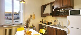 5 minutes from the sea, Apartment "La Stazione", for families in the town center