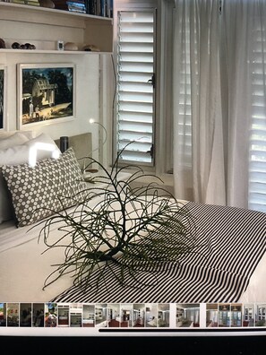 3 bedrooms, desk, iron/ironing board, WiFi