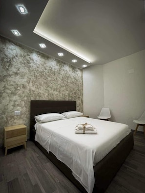 1 Schlafzimmer, Bügeleisen/Bügelbrett, Bettwäsche