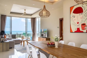 Exclusive-Villa, Meerblick | Wohnbereich