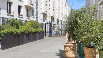 Enceinte de lâhĂ©bergement
