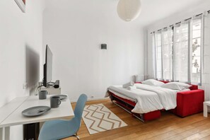 1 chambre, bureau, Wi-Fi, draps fournis