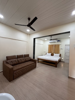 Standard Room | Free WiFi - O Nest Beach Front Villa (Alibag)