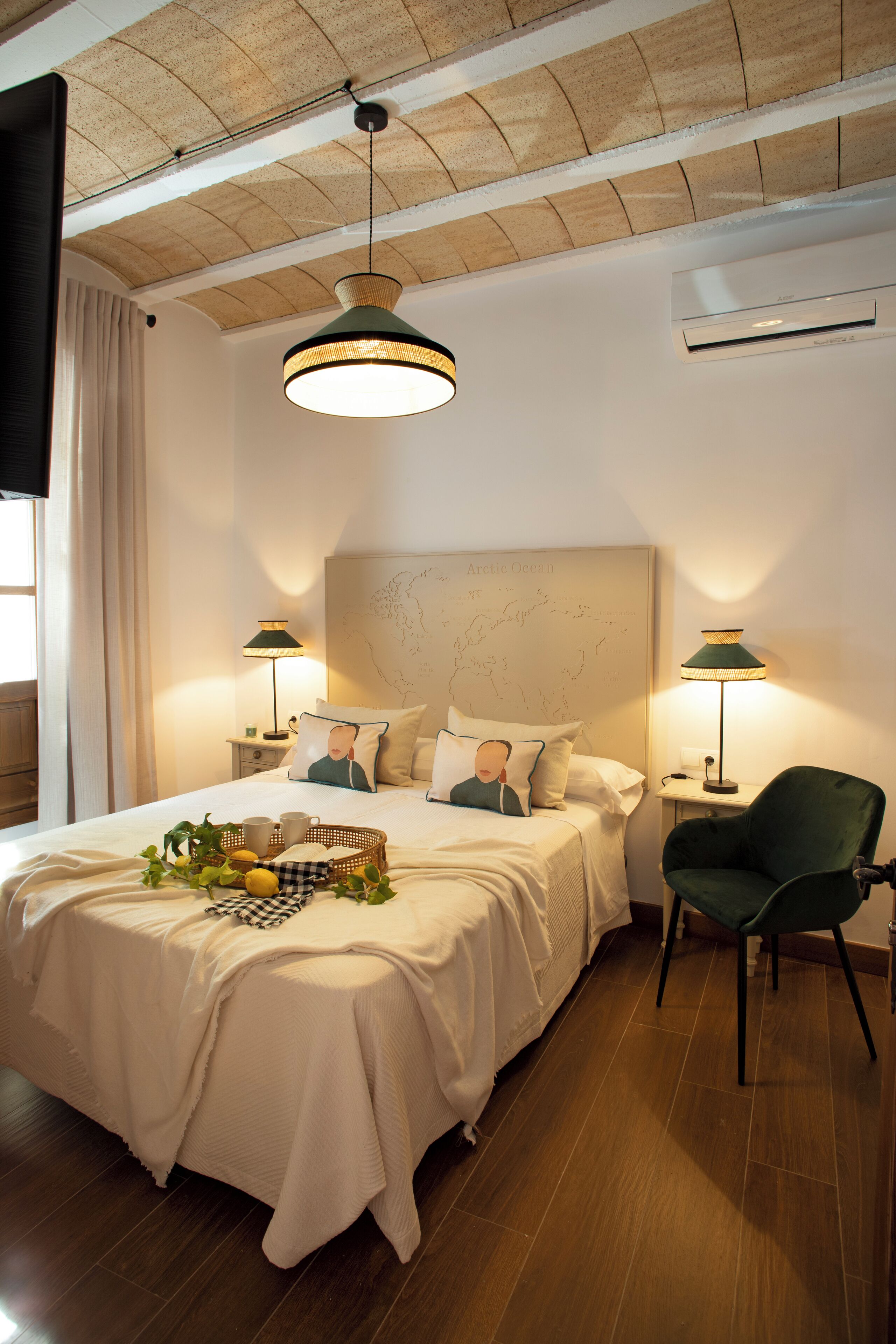 1 dormitorio, cuna de viaje, wifi y ropa de cama