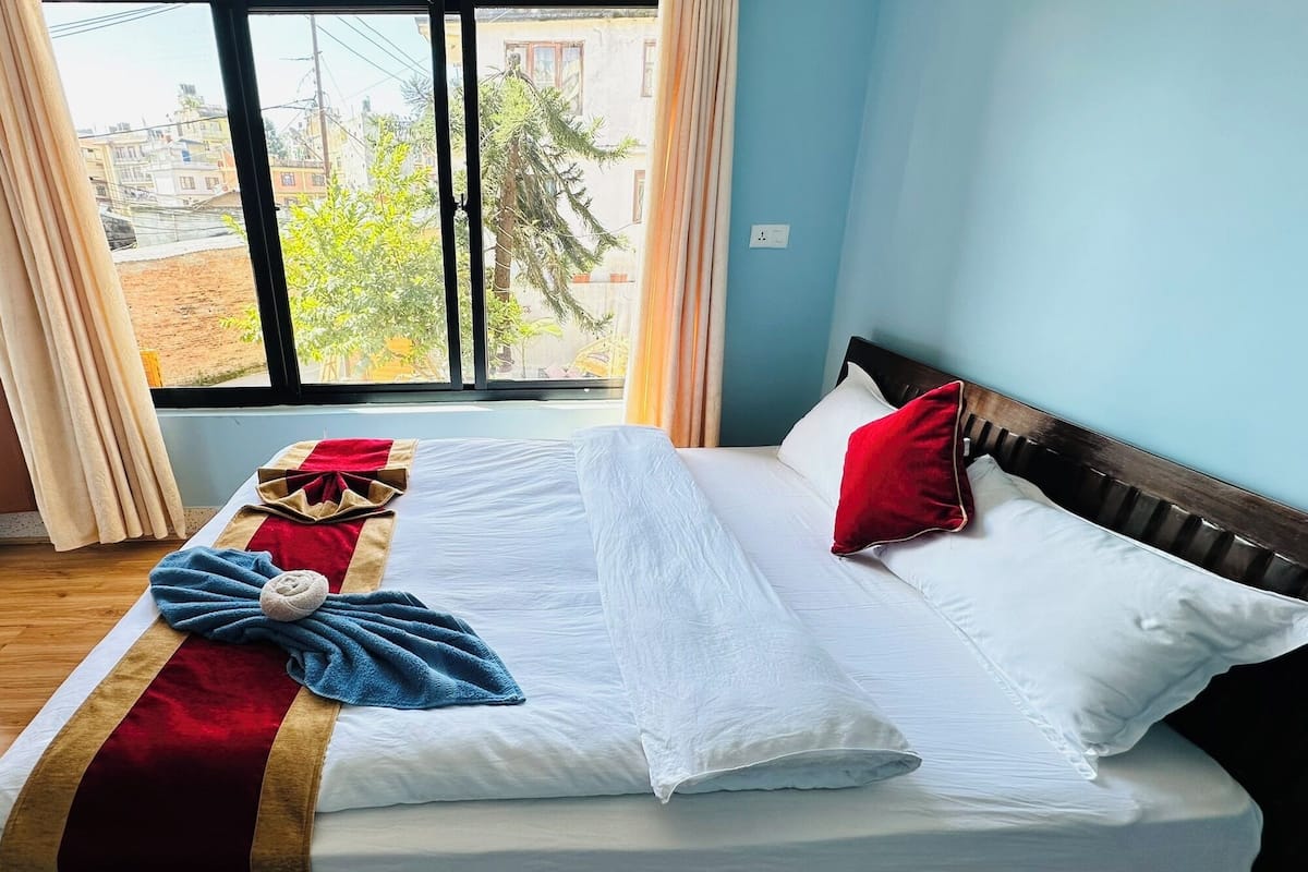 Standard Double Room | Busa memori, meja, ruang kerja komputer riba, kalis bunyi 