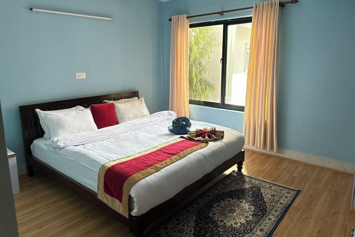 Standard Double Room | Busa memori, meja, ruang kerja komputer riba, kalis bunyi 