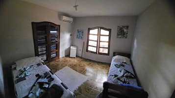 3 quartos, ferros/tábuas de passar roupa, Wi-Fi de cortesia