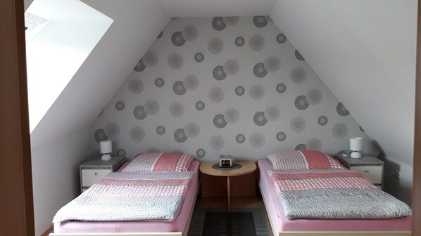 1 bedroom, Internet, bed sheets