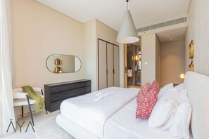 Departamento de diseñador, balcón, vista al mar | 2 habitaciones, muebles diferentes y tabla de planchar con plancha 