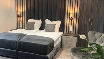 Habitación básica doble | Wifi gratis y ropa de cama