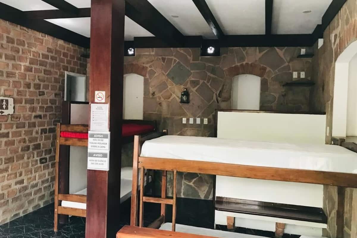 Basic Shared Dormitory | Free WiFi