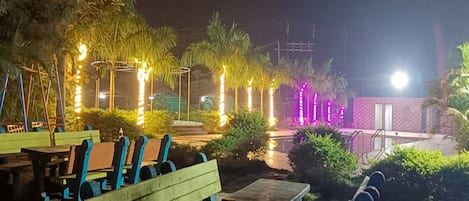 32-inch LED TV with satellite channels