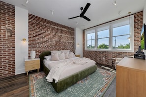 2 chambres, bureau, fer et planche à repasser, Wi-Fi gratuit