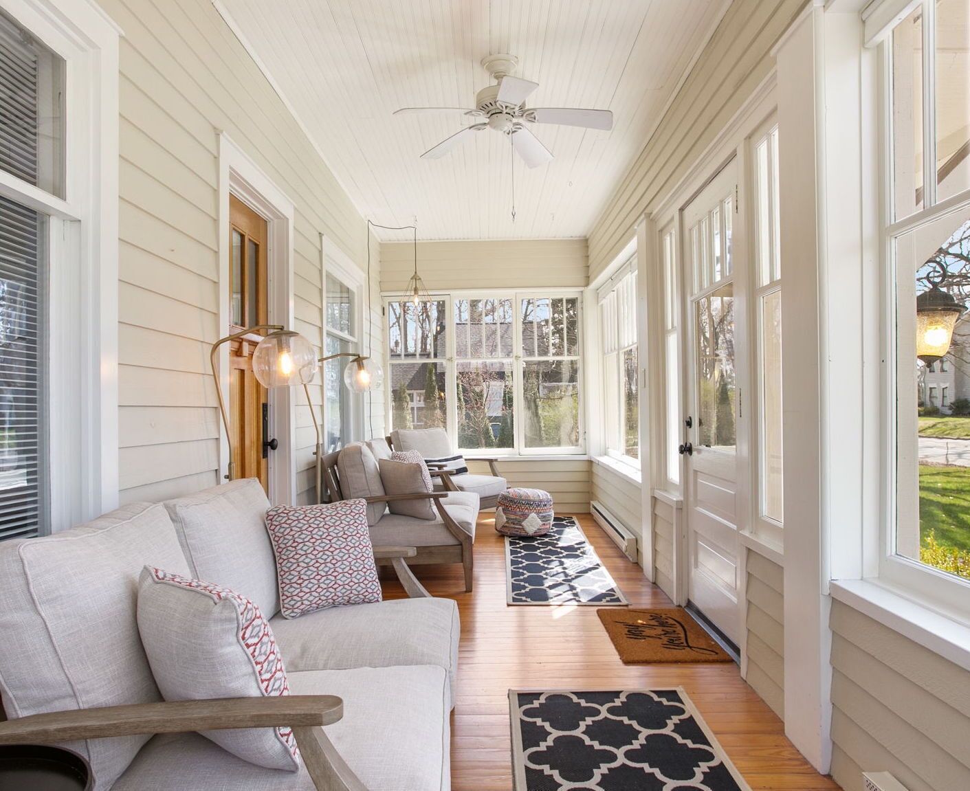 Sunny Side Cottage | Hot Tub | Steps from Downtown | New Listing